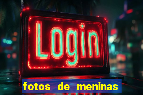 fotos de meninas fake cabelo cacheado